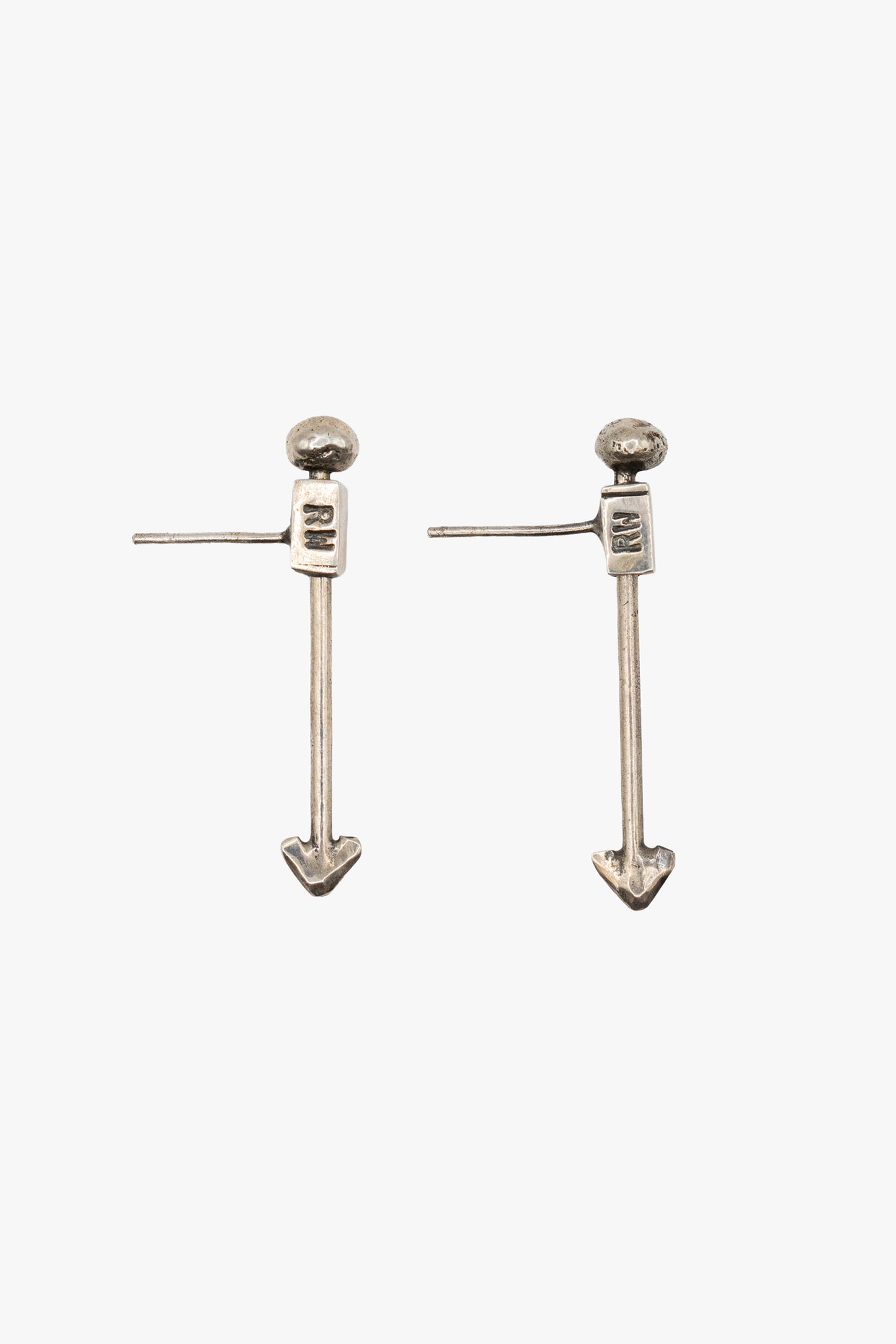 EX03 Moving arron earring