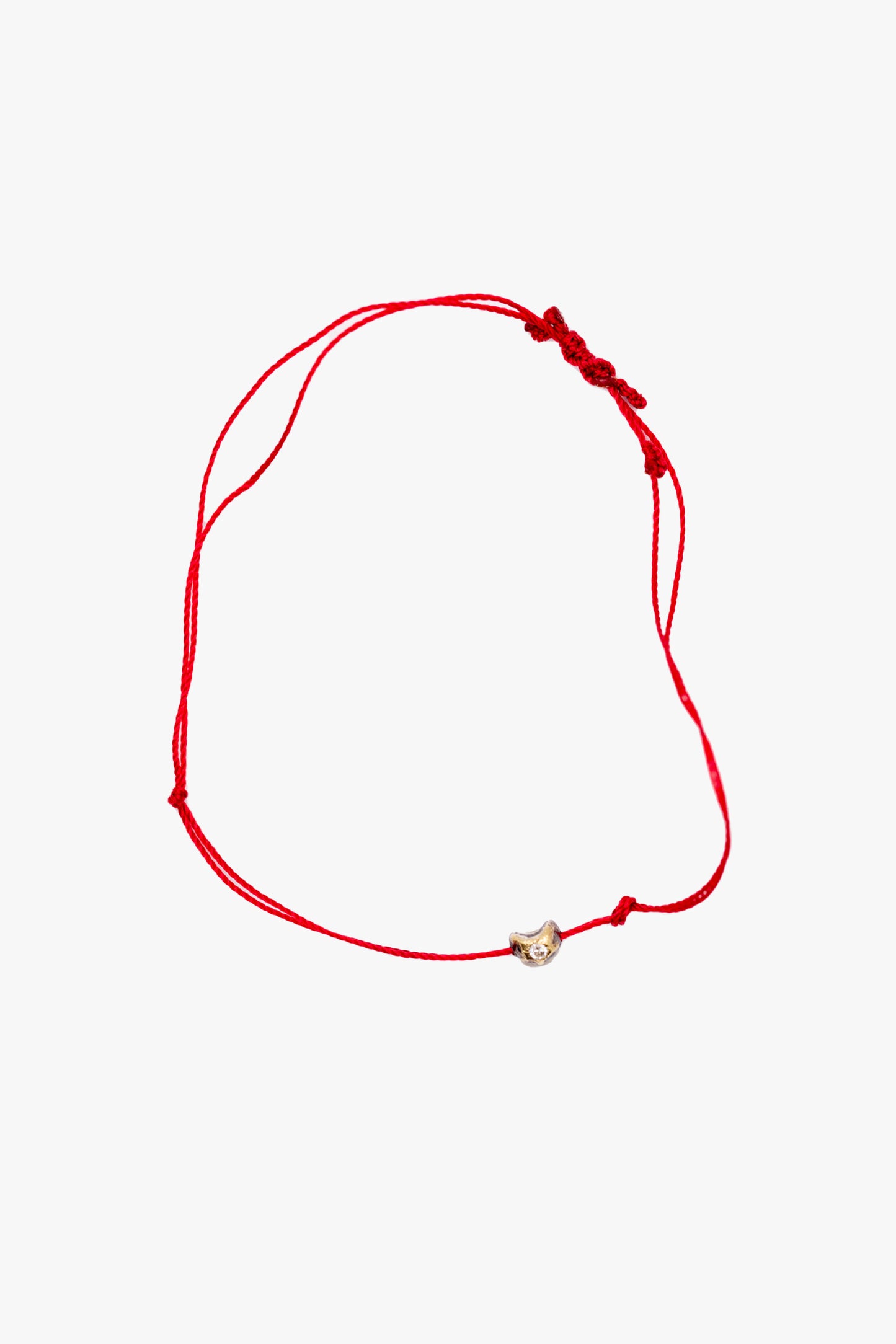 RED line with white diamonds