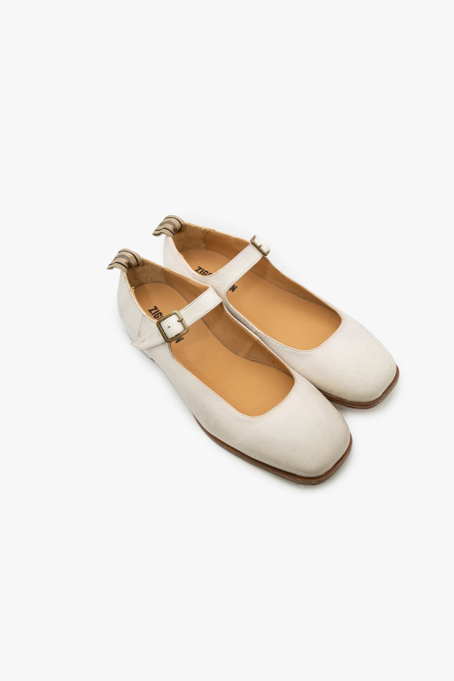 Cow Leather Flat Shoes