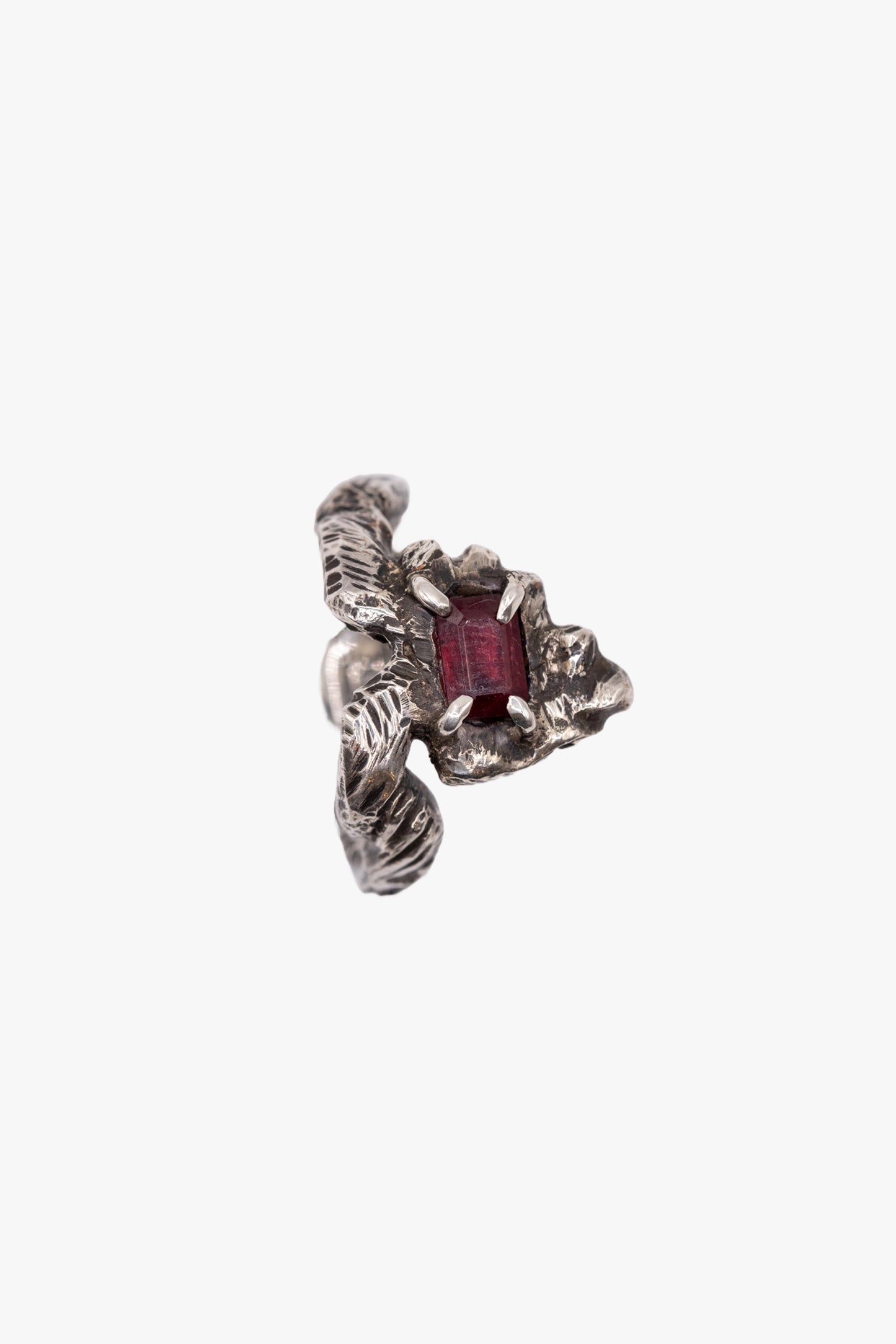 RX18 Silver ring Ruby stone