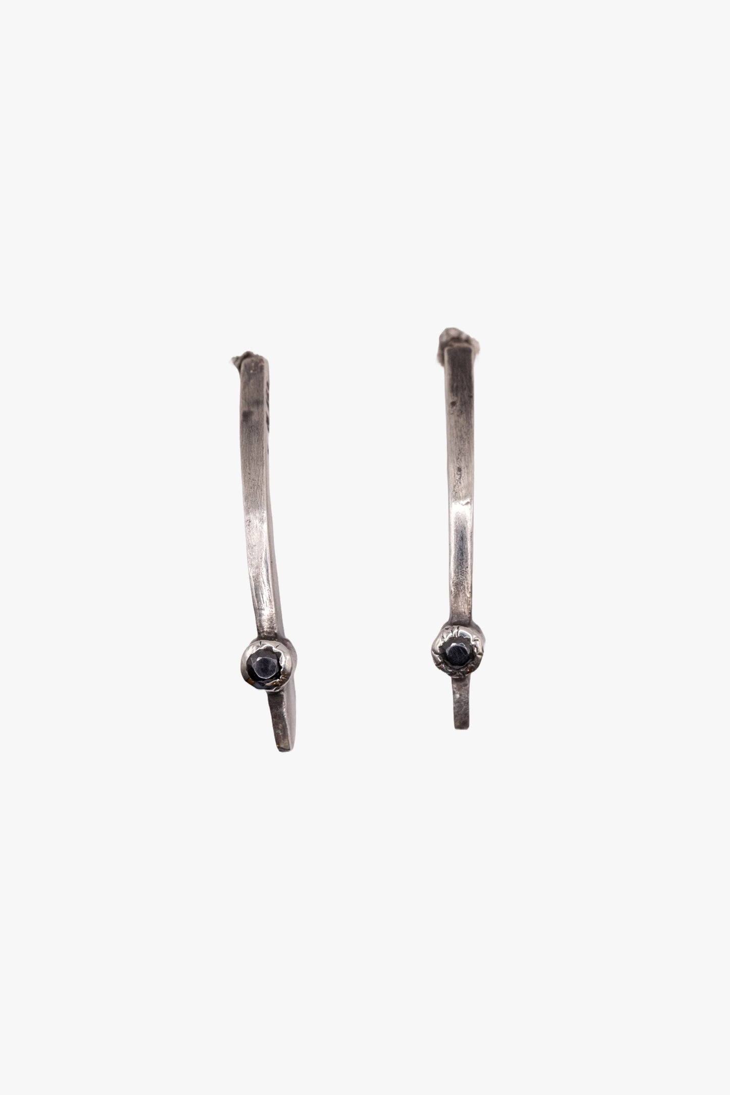 EX10 Curved Silver earring