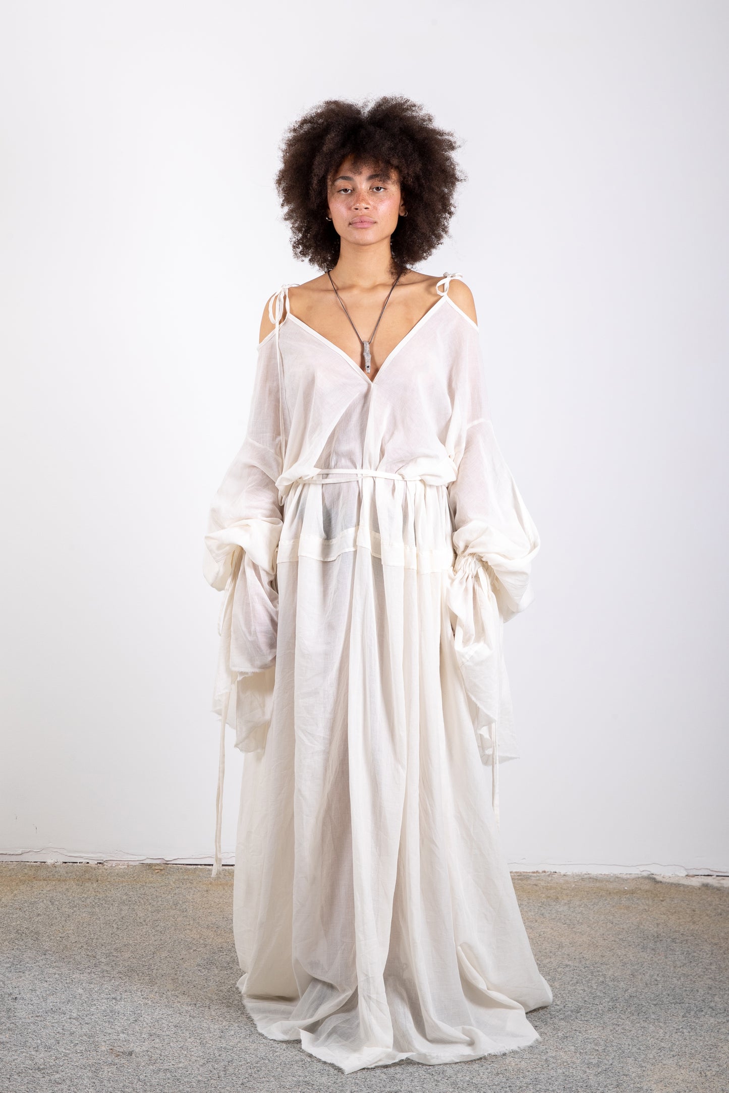 Cotton sleeve dress
