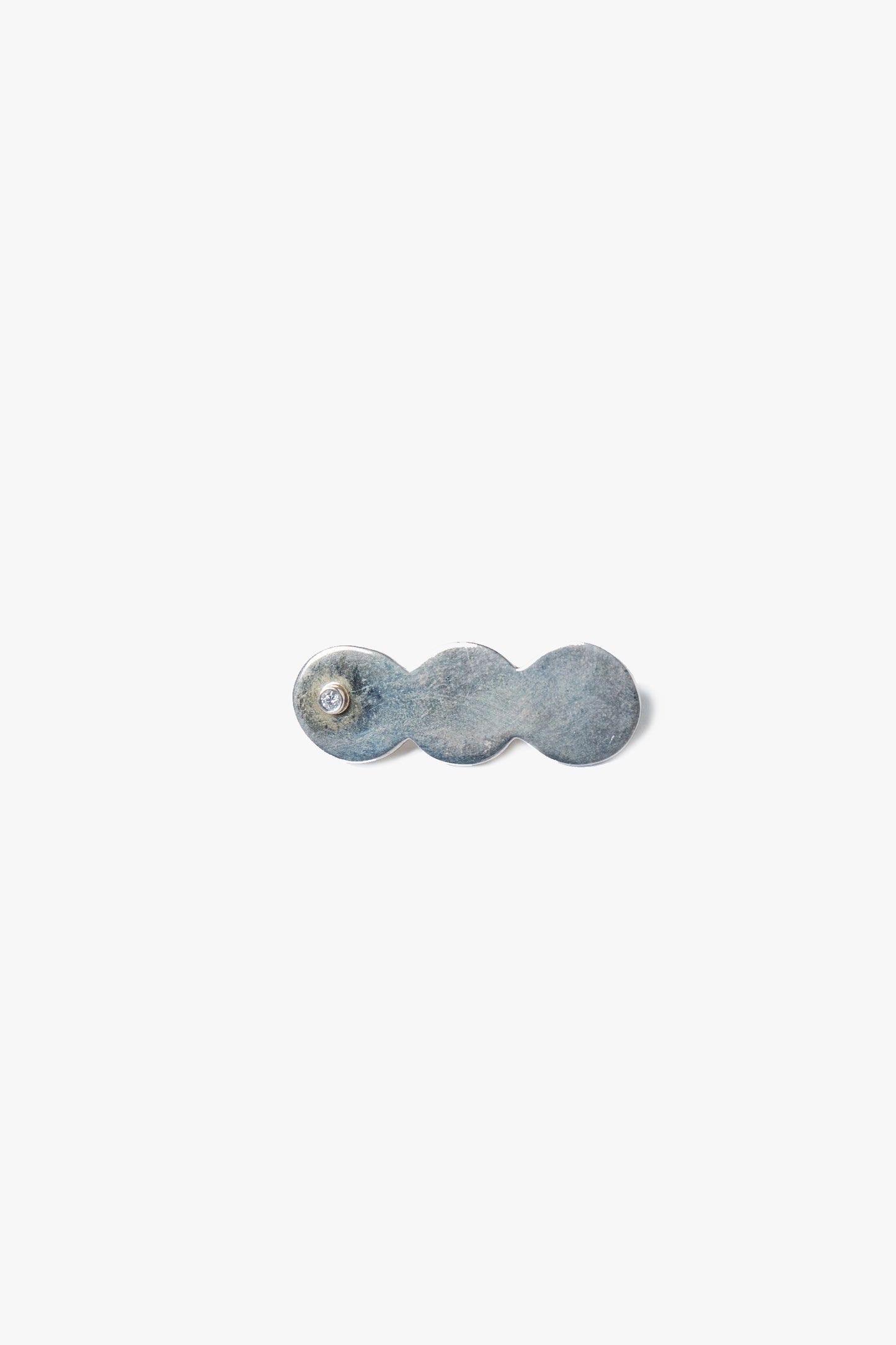 3 balls pin with a diamond