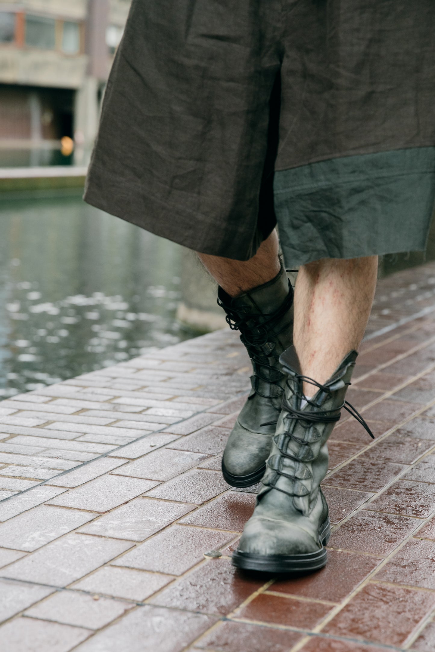 Hel Boots