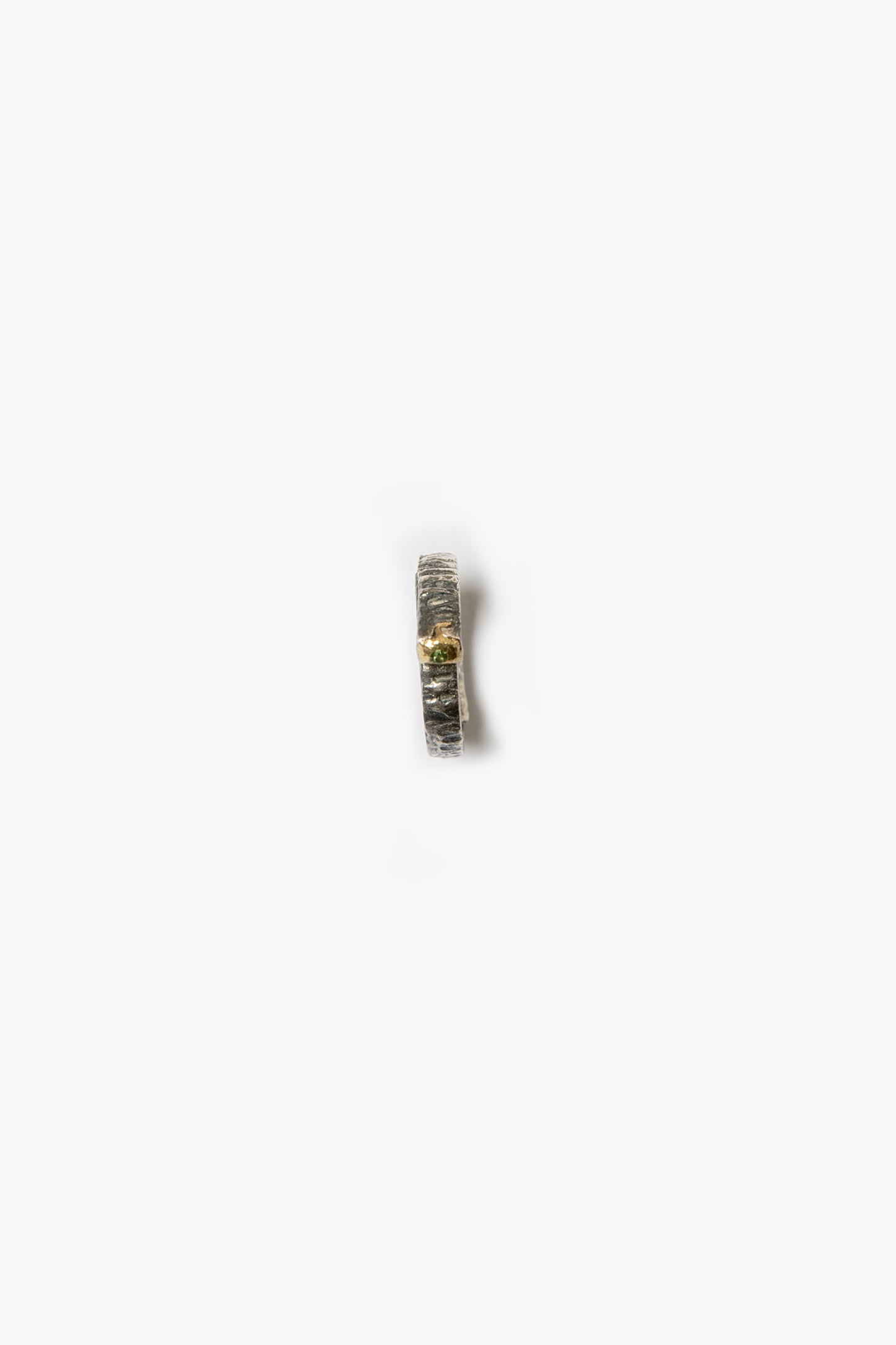 NOMAD classic ring S with Green Sapphire