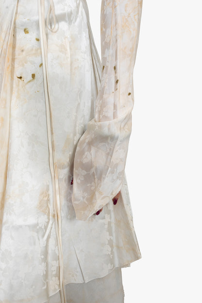 Hoary dress overlapped