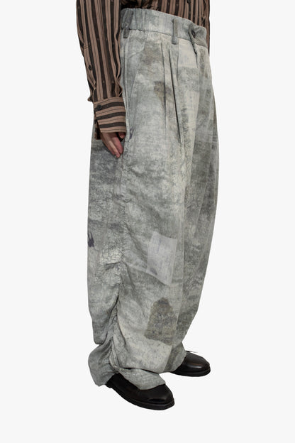 OM2530519- digital print side gathered trousers