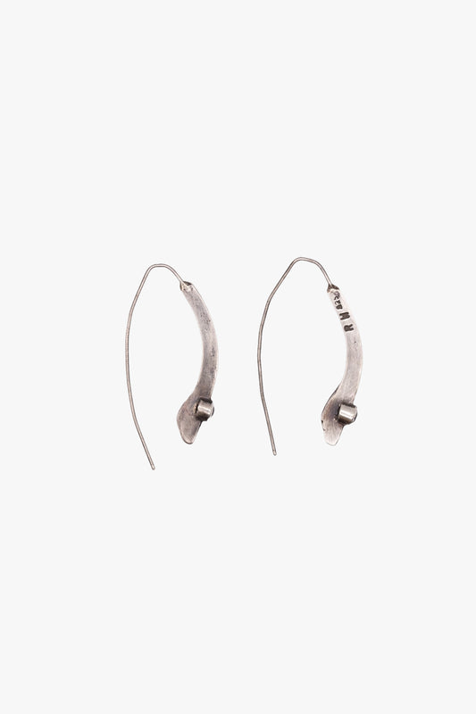 EX10 Curved Silver earring