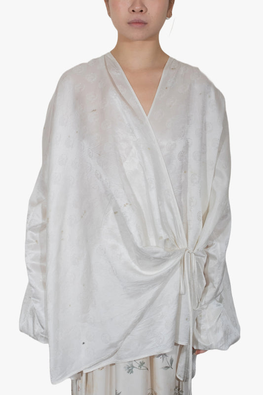 Hoary shirt with stripes