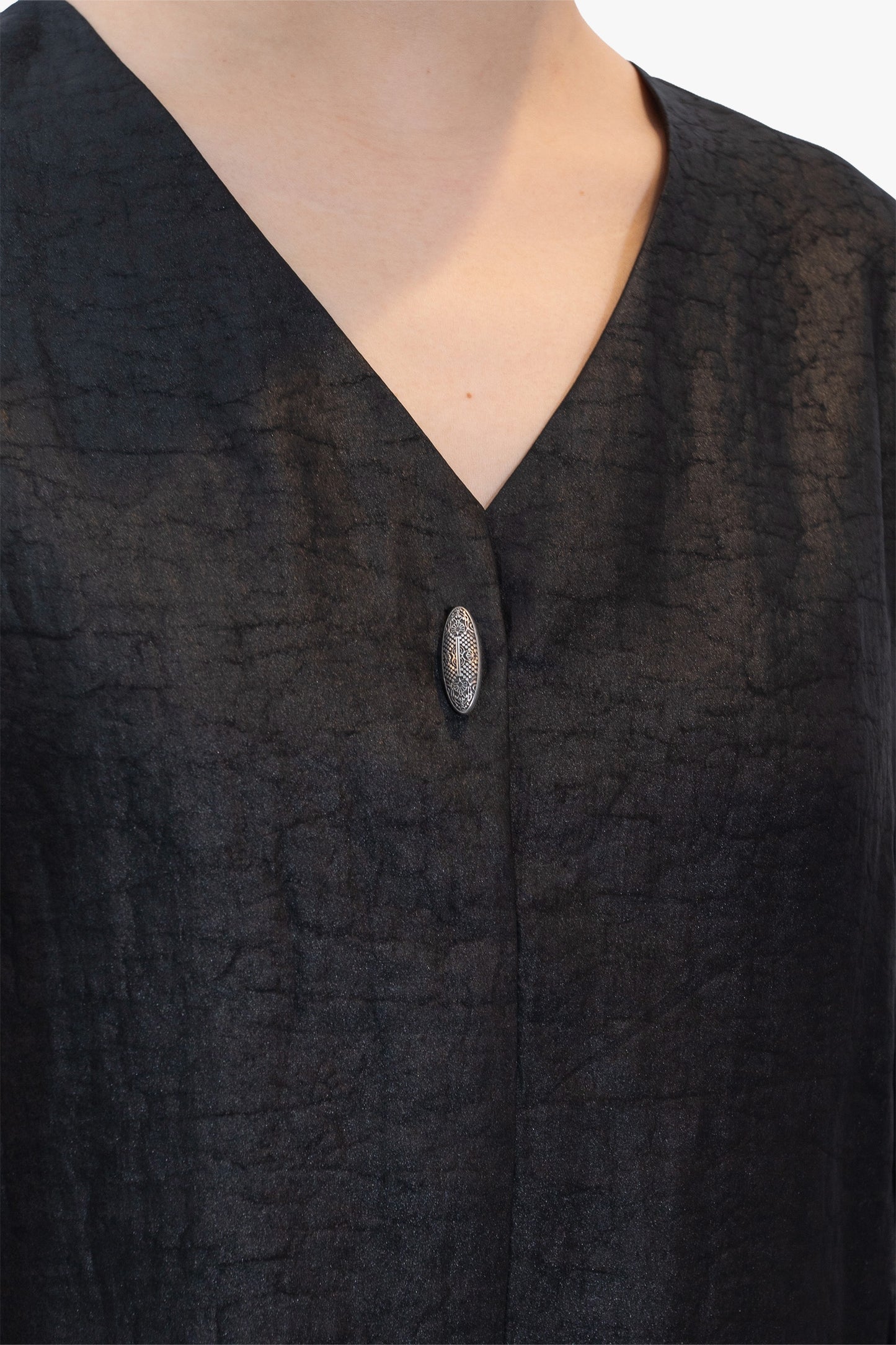 Straight cut dress with side pockets