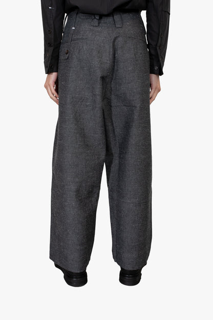 Tailored single pleats trousers