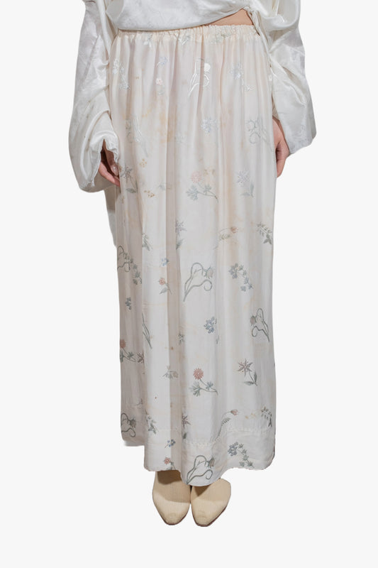 Hoary skirt with slit