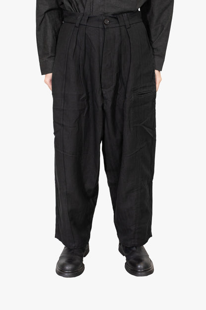 Embossed double pleats trousers