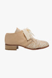 Old lace brogue round toe in wheat/ivory