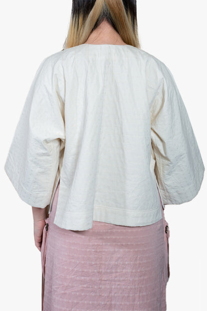 Mid- sleeve short jacket