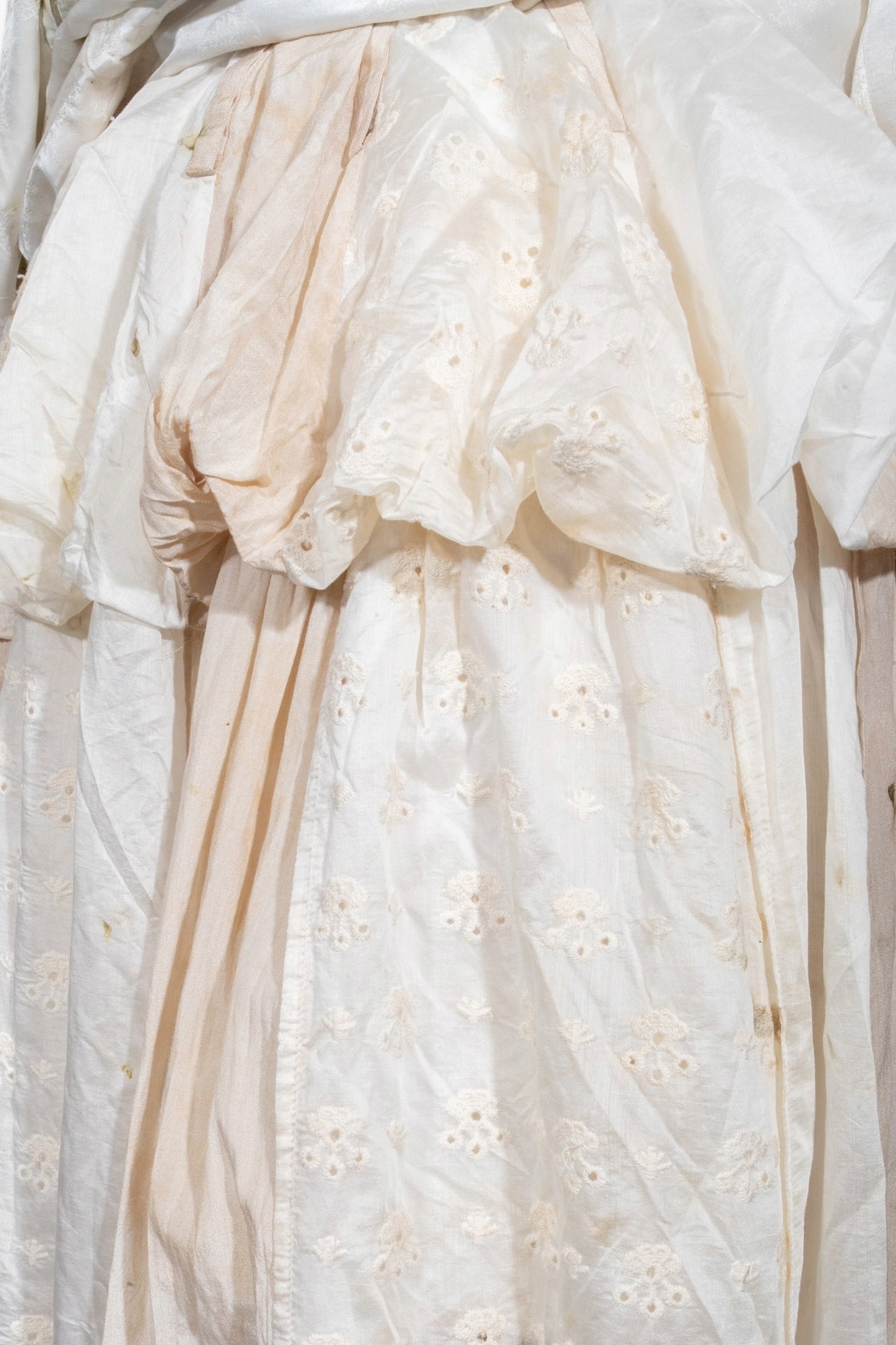 Hoary layered skirt