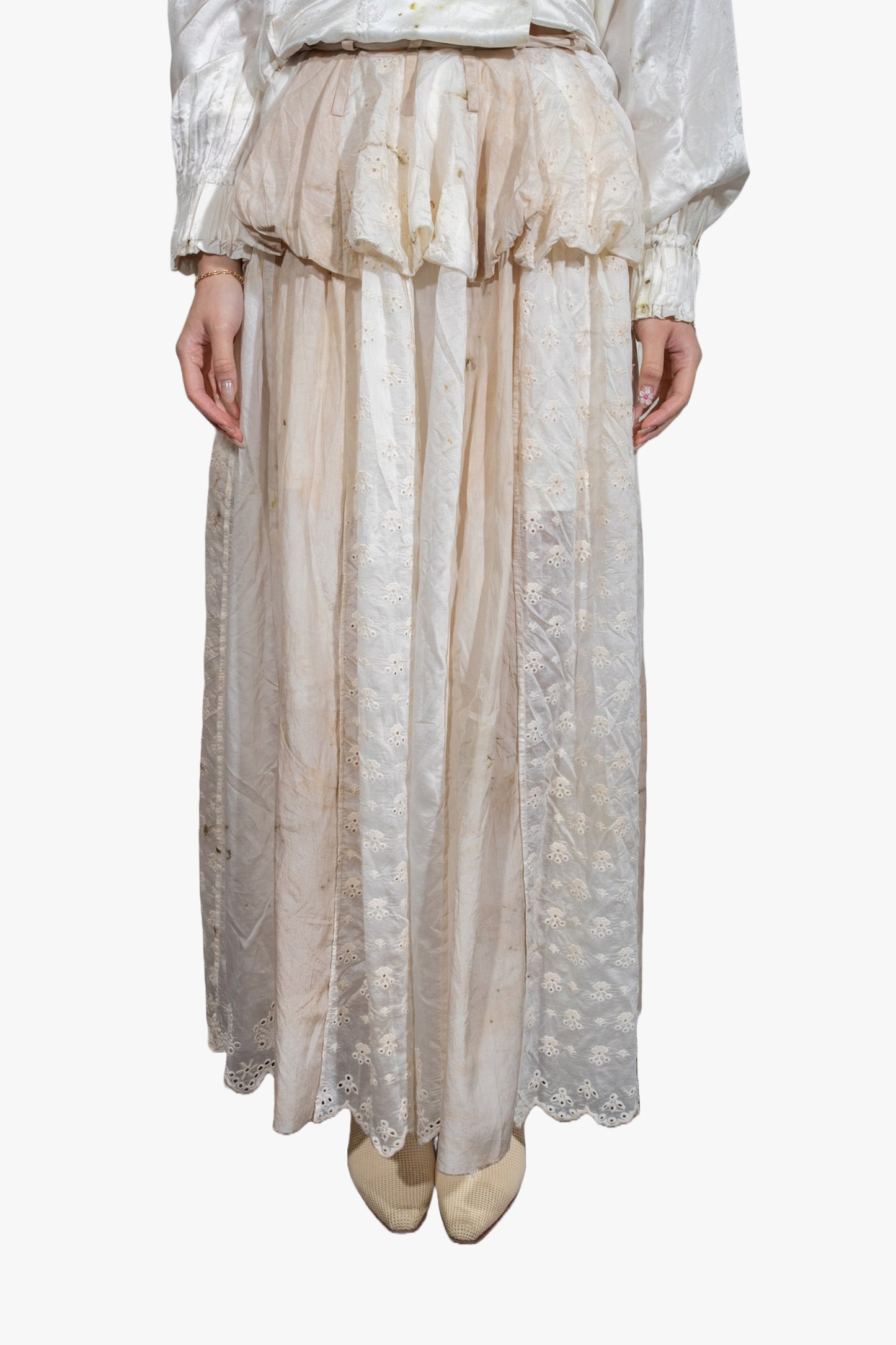 Hoary layered skirt