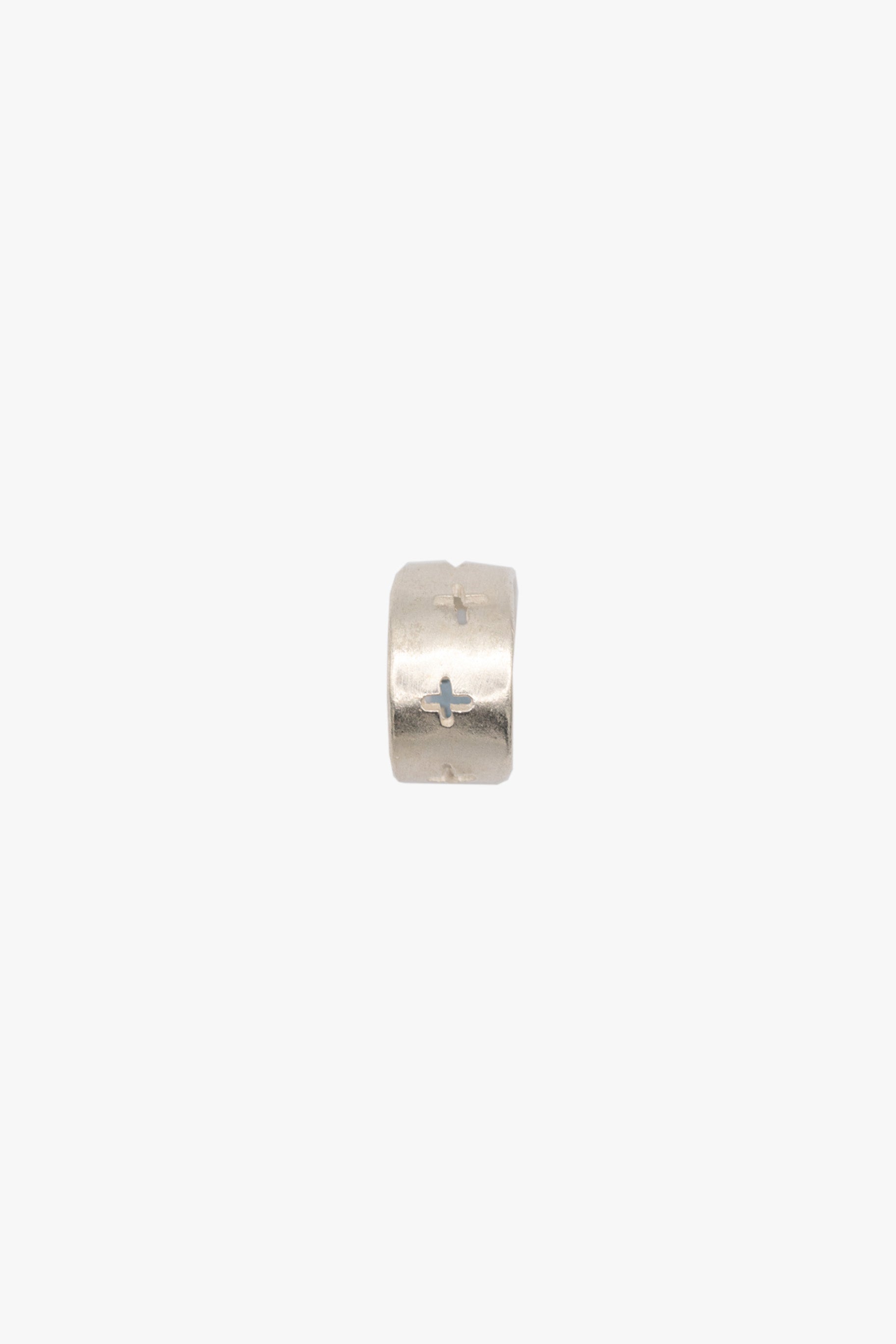 Thick multiple cross cut ring