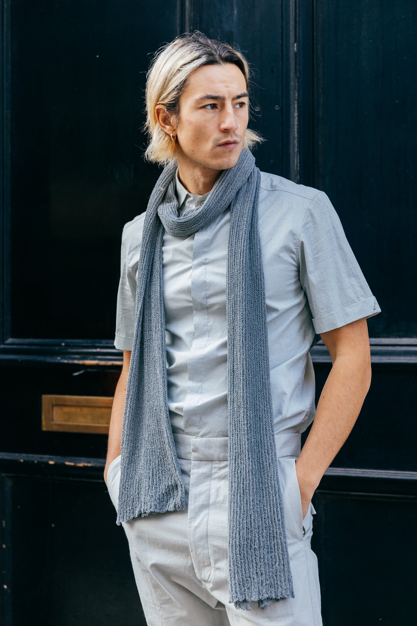 K-165 REFLECTIVE KNITTED SCARF